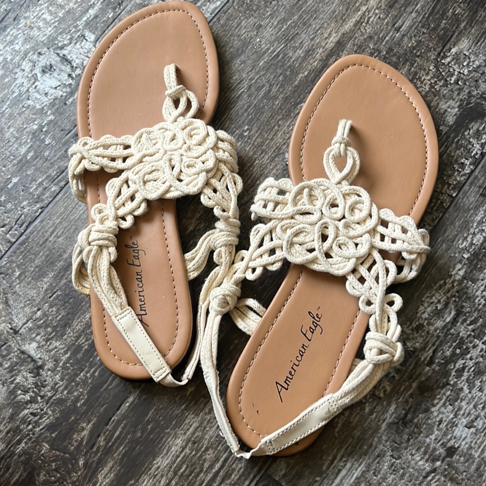American Eagle Sandals size 7.5 Macrame
